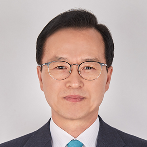 이용범 목사